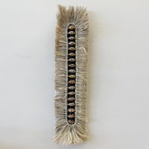 Hanger Cowrie schelp en raffia 60x15cm