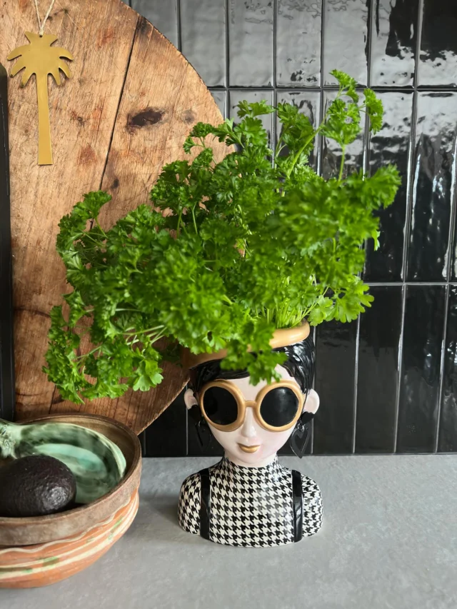 JOYIN 3-delige gevlochten bamboe paasmand met tricolor graspapiervetten, paaseieren Vikermand met handvat voor picknick, gastgeschenken, decoraties JOYIN 3-delige gevlochten bamboe paasmand met tricolor graspapiervetten, paaseieren Vikermand met handvat voor picknick, gastgeschenken, decoraties